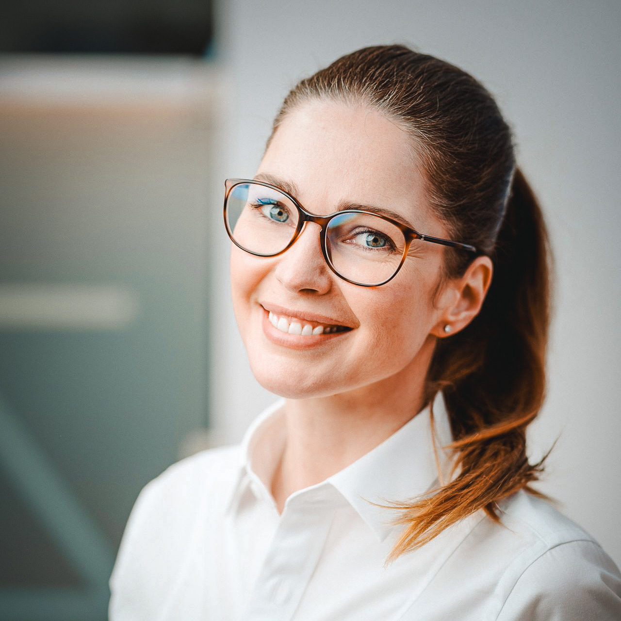 Frau Dr. med. dent. Susanne Beykirch | ZÄHNE bewegen